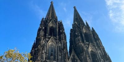 4 Länder: Vom Kölner Dom zur Notre Dame
